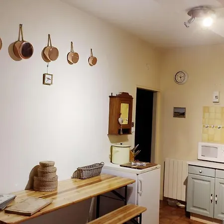 Cornemuse Maison Entiere De 100 M2 Avec Cuisine, Sejour Et Jardin Au Centre D'issigeac Holiday home Issigeac