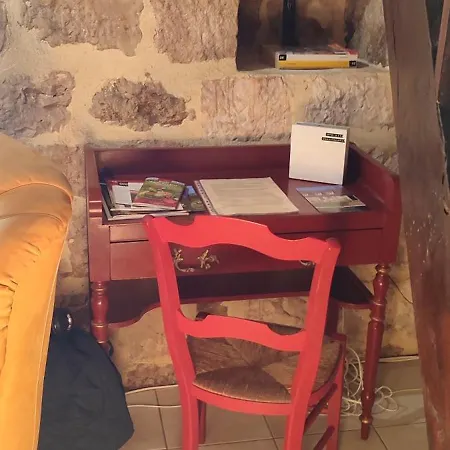 Cornemuse Maison Entiere De 100 M2 Avec Cuisine, Sejour Et Jardin Au Centre D'issigeac Holiday home Issigeac